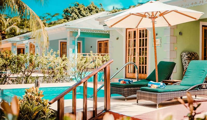 Bequia Beach Hotel - Two Bedroom Pool Villa - Pool Area